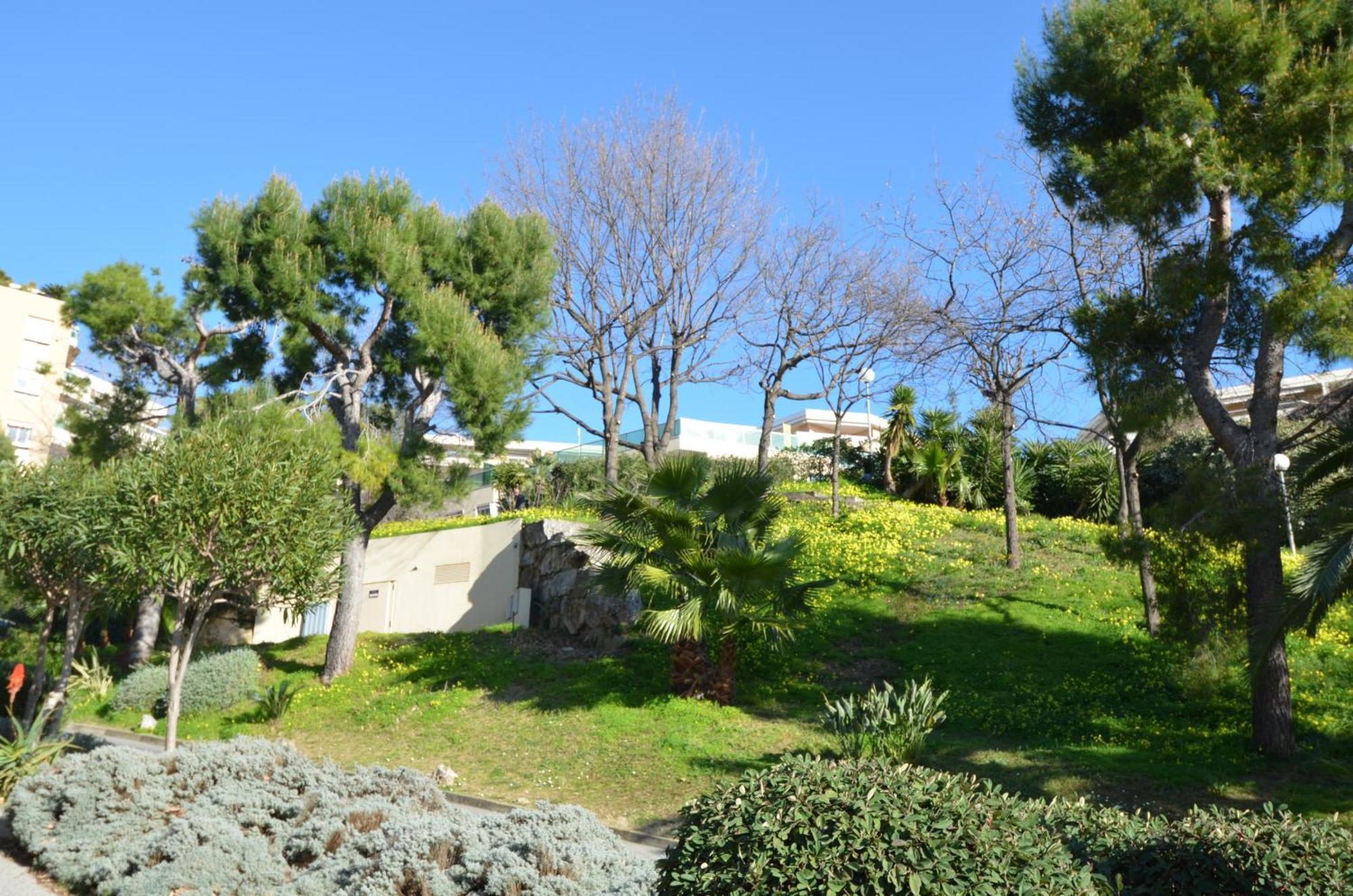 Plein Ciel - Appartement 5 Personnes Avec Piscine Sur La Corniche Fleurie A Niza Exterior foto